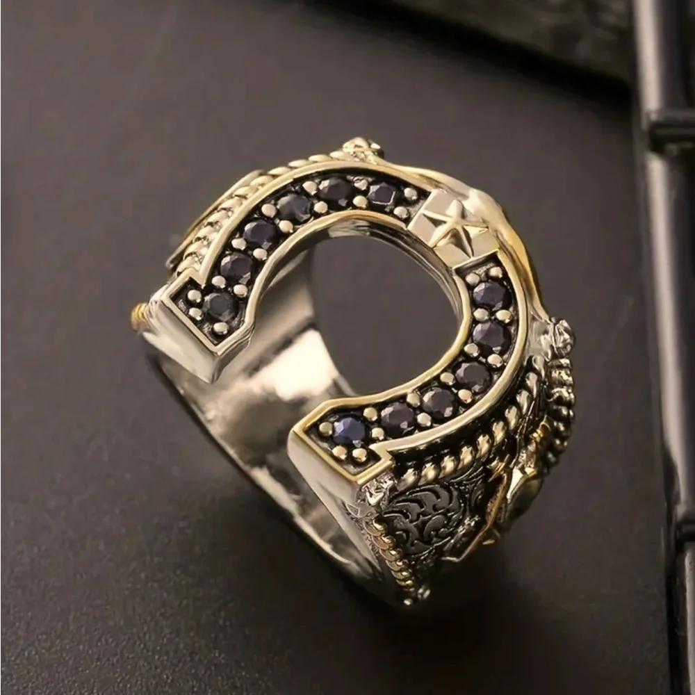 MENS HORSESHOE RING - Picture 2 of 13
